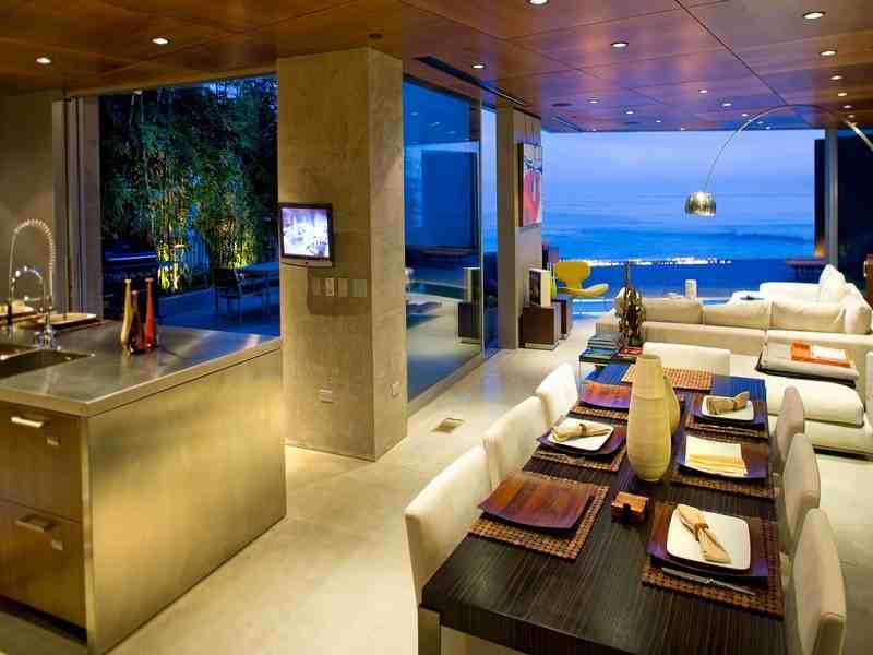 5672 Dolphin Pl - Photo 2 of 17