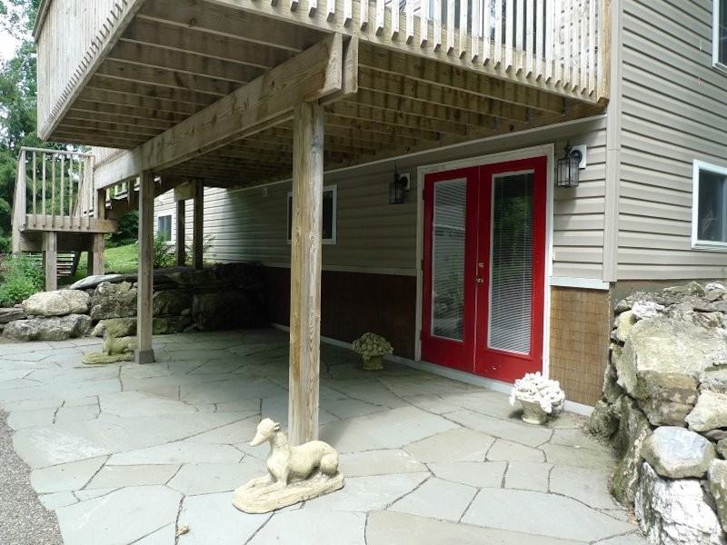 33 Woods Dr - Photo 3 of 21