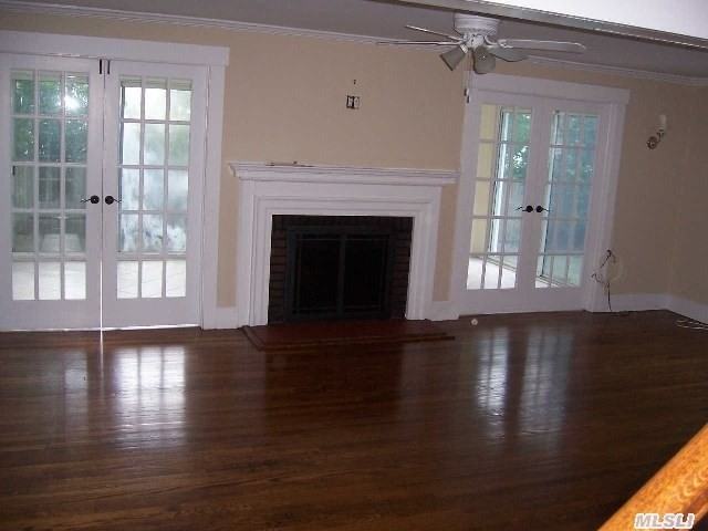 4 Bayside Ave - Photo 2 of 10