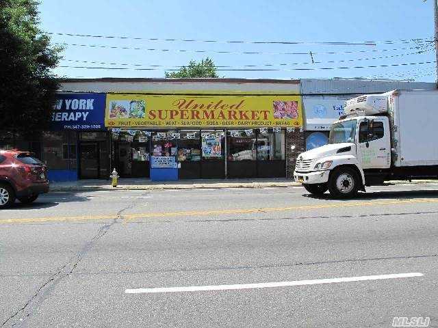 909 Hempstead Turnpike - Photo 3 of 8