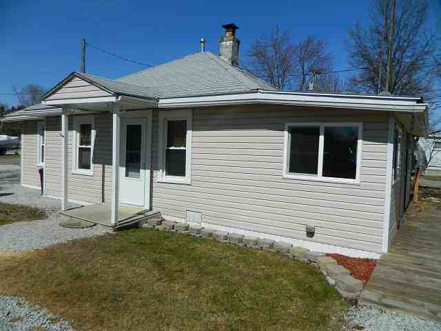 9439 Hemenger Ct - Photo 2 of 12