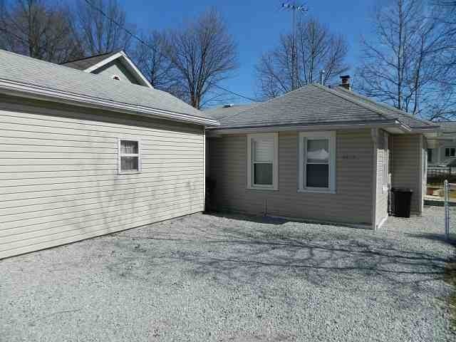 9439 Hemenger Ct - Photo 3 of 12
