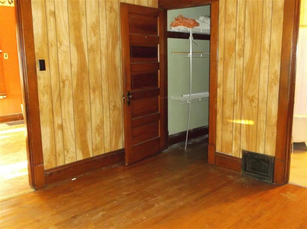 30 Gregory St - Photo 3 of 21