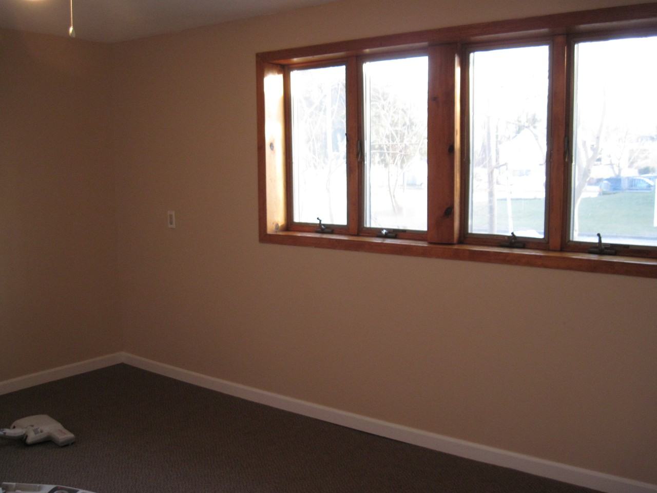 53 Circle Dr N - Photo 3 of 7
