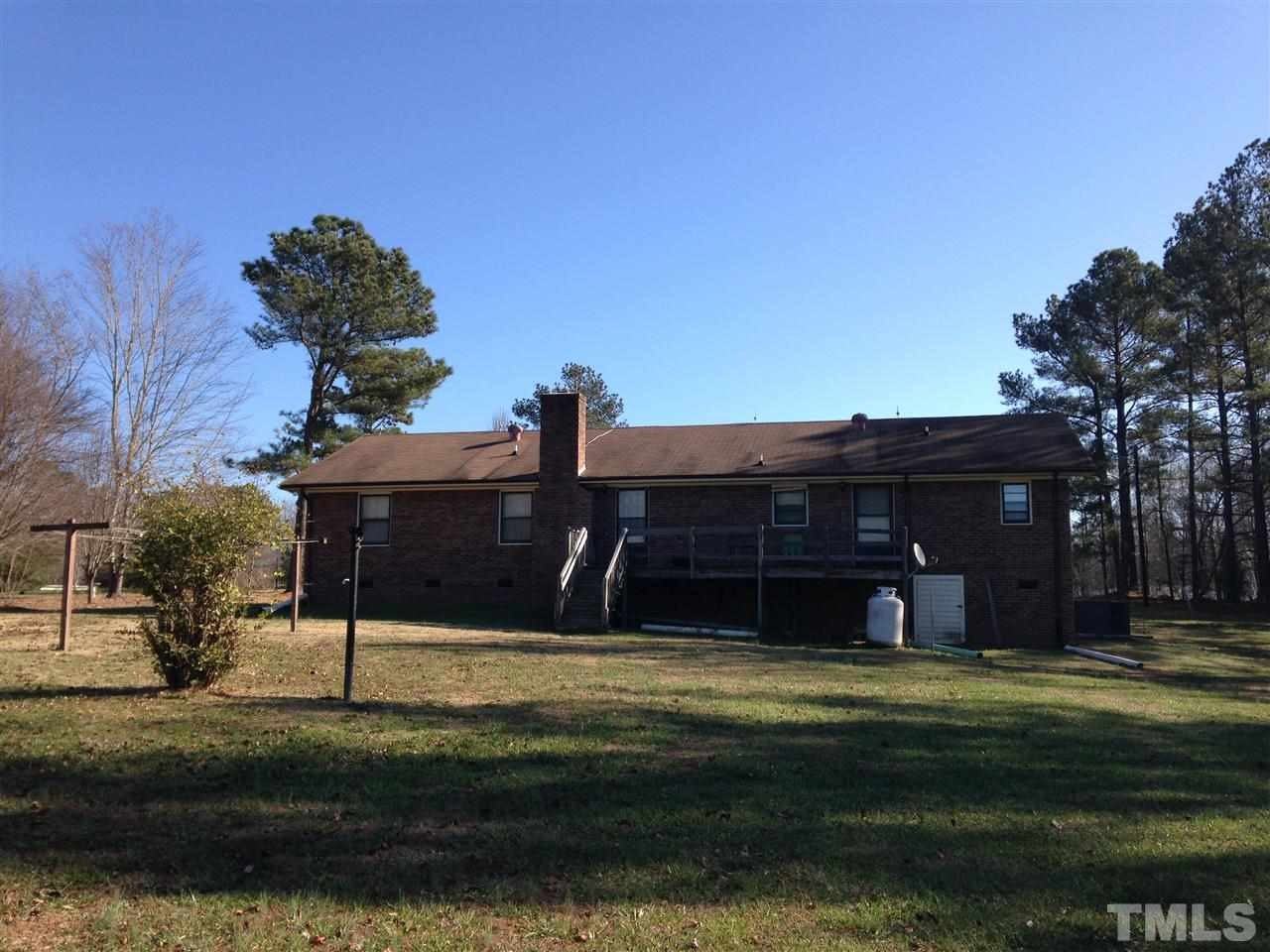 2035 Suitts Store Rd - Photo 3 of 12