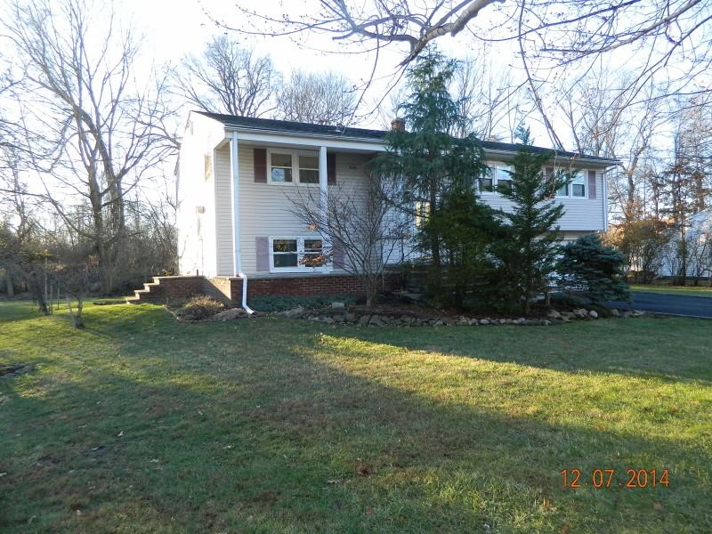 10 Evergreen Dr - Photo 2 of 13
