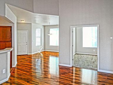 9765 Cattail Cir - Photo 2 of 15