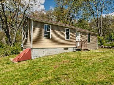 502 Stearns St - Photo 2 of 21