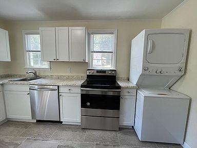 1802 J Ave - Photo 3 of 8