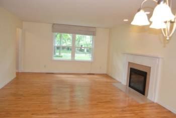 1218 Kingsbury Ct - Photo 2 of 30