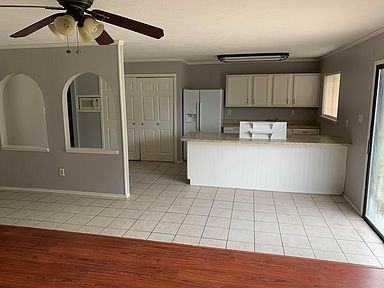 5528 Adams Dr - Photo 3 of 11