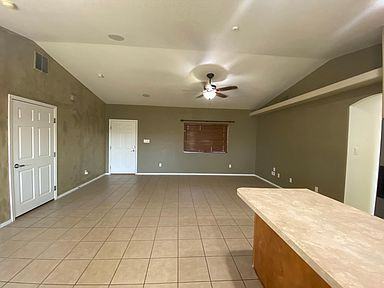 11790 E 28th Pl - Photo 3 of 12