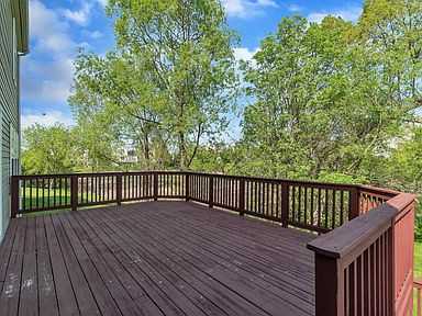 4808 Edgewater Ct - Photo 3 of 35