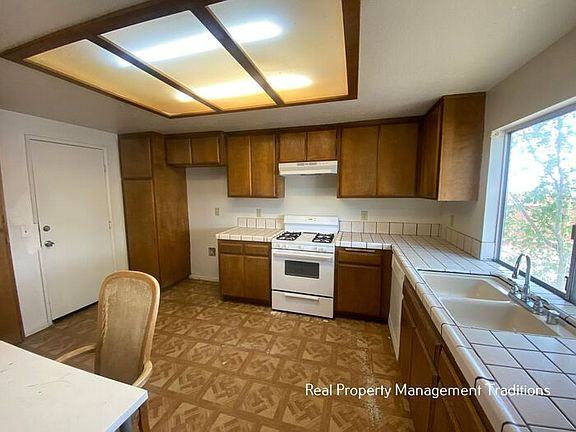 40672 178th St E - Photo 2 of 8