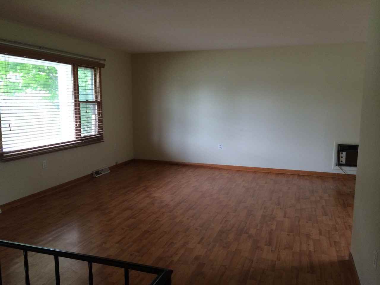 35 Patrick Cir - Photo 2 of 15