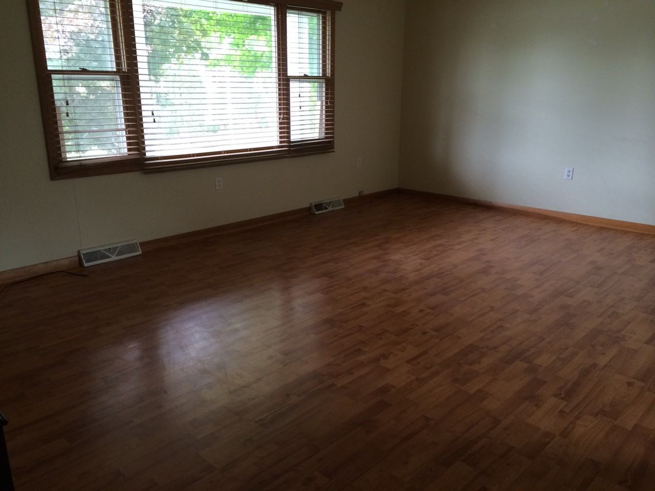 35 Patrick Cir - Photo 3 of 15