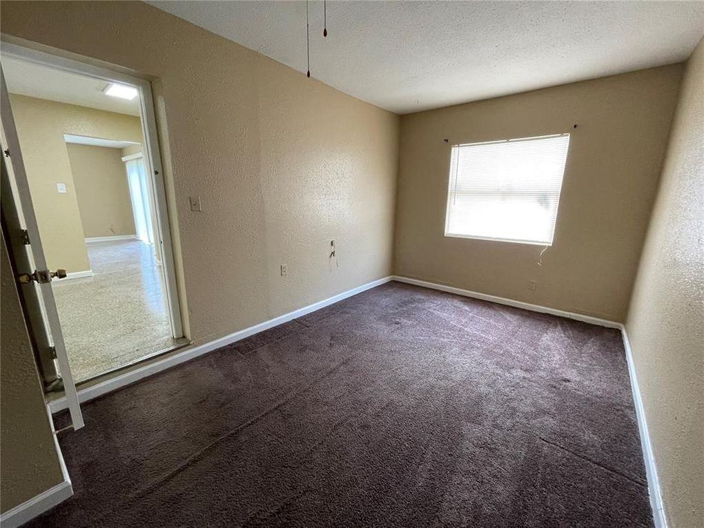 2406 E 9th Ave - Photo 3 of 12