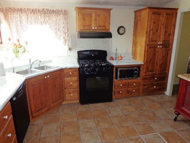 5750 Karen Dr - Photo 2 of 9