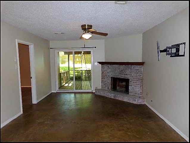 49 Oak Forest Pl - Photo 2 of 10