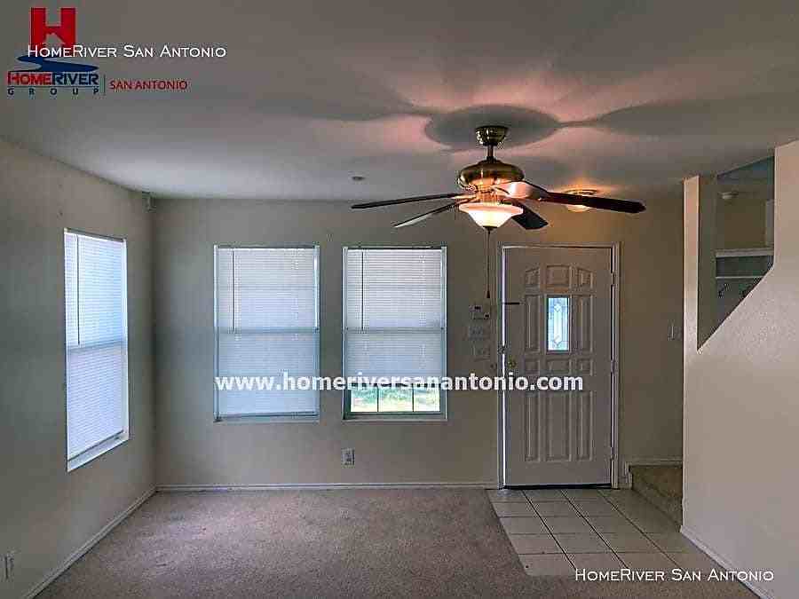 6242 Cypress Cir - Photo 2 of 10