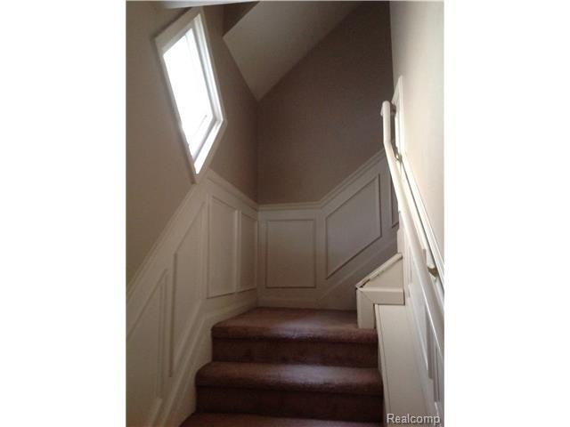 1221 Coolidge Hwy - Photo 3 of 18