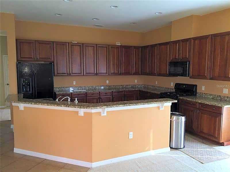 4630 Peaceful Valley Ct - Photo 3 of 18