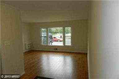 700 W Glebe Rd - Photo 3 of 14