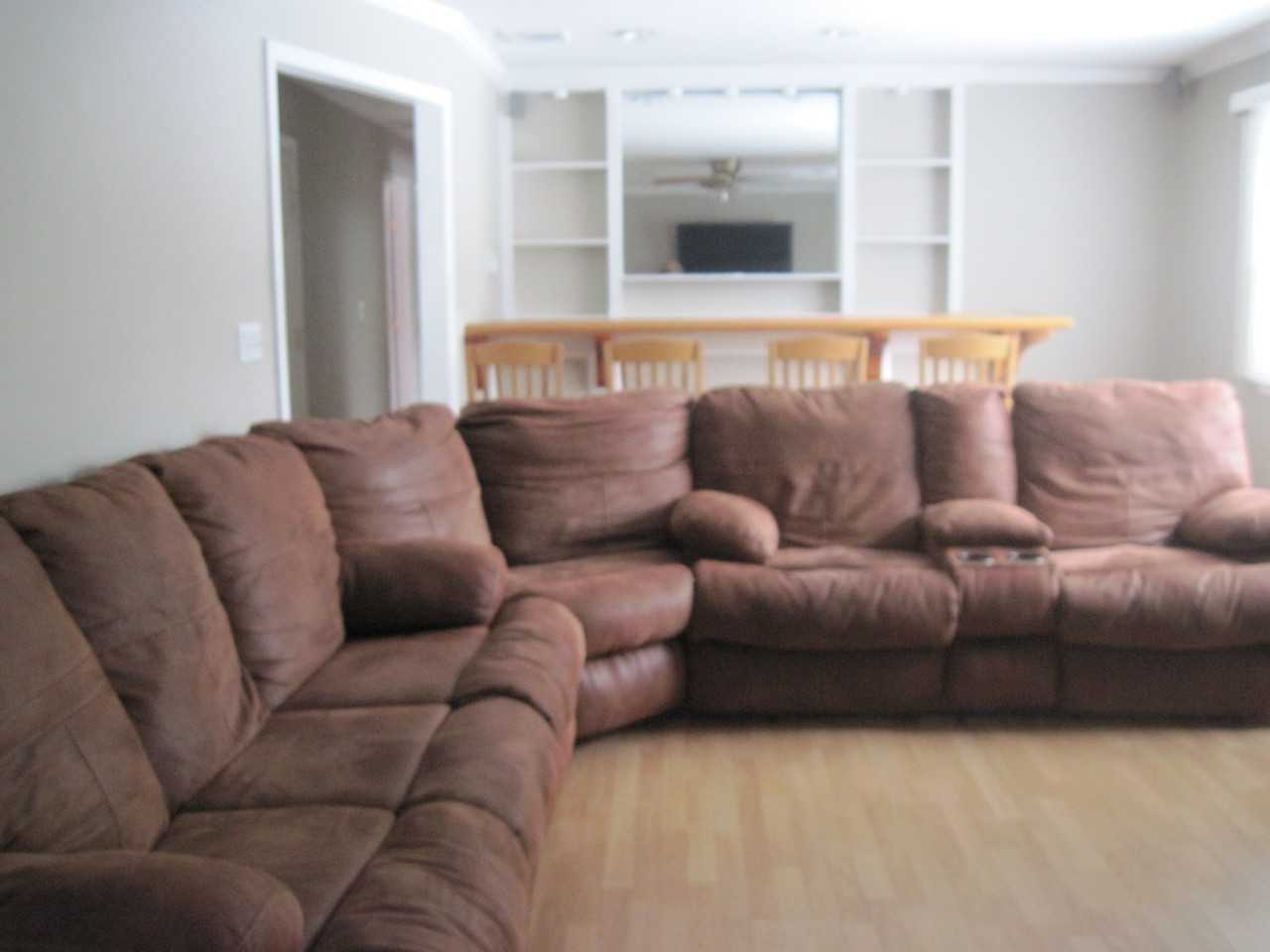 18 Mahogany Rd - Photo 3 of 14