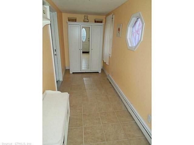 36 Botsford Ave - Photo 3 of 17