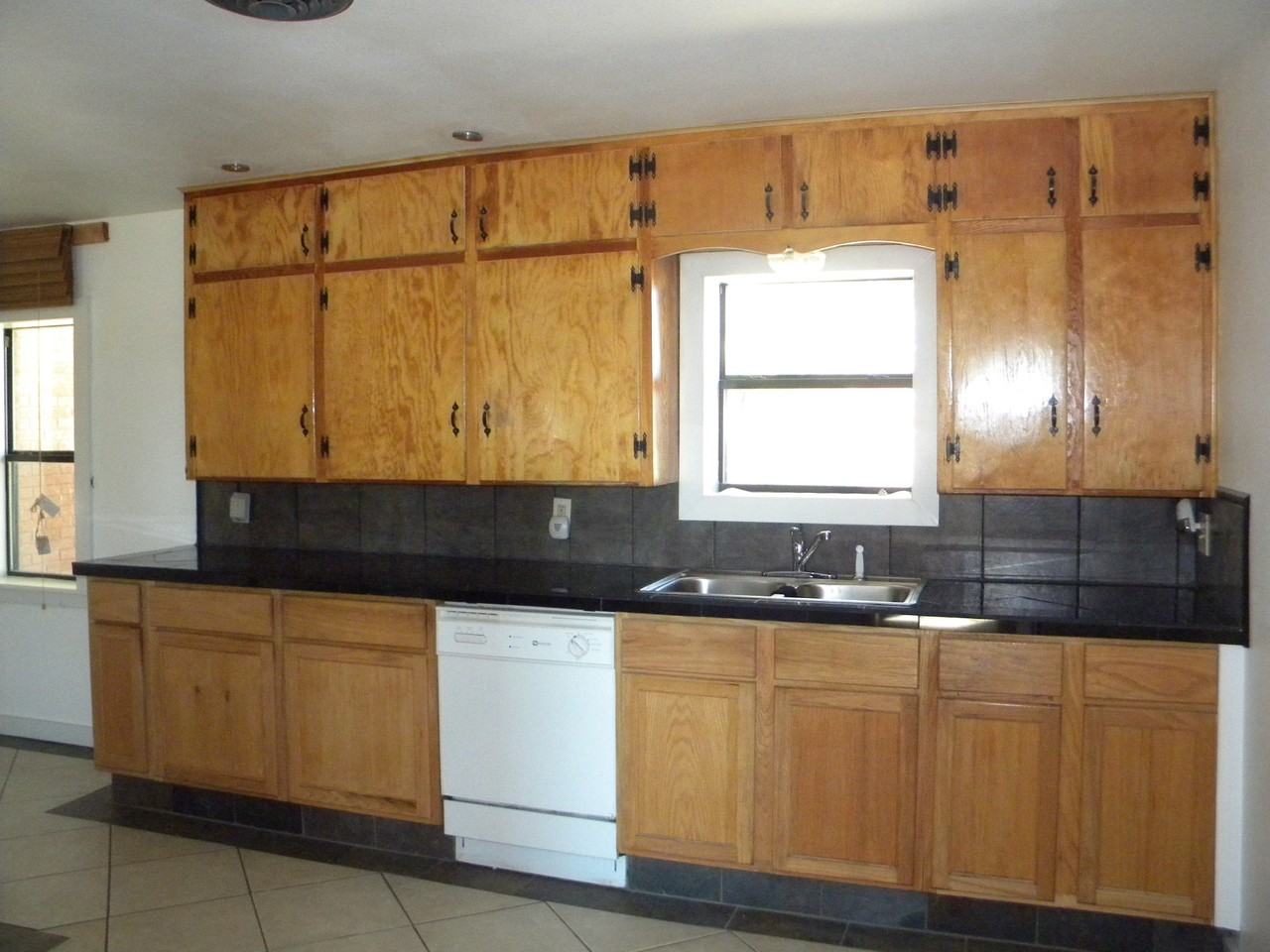 1701 Sheppard Rd - Photo 3 of 12