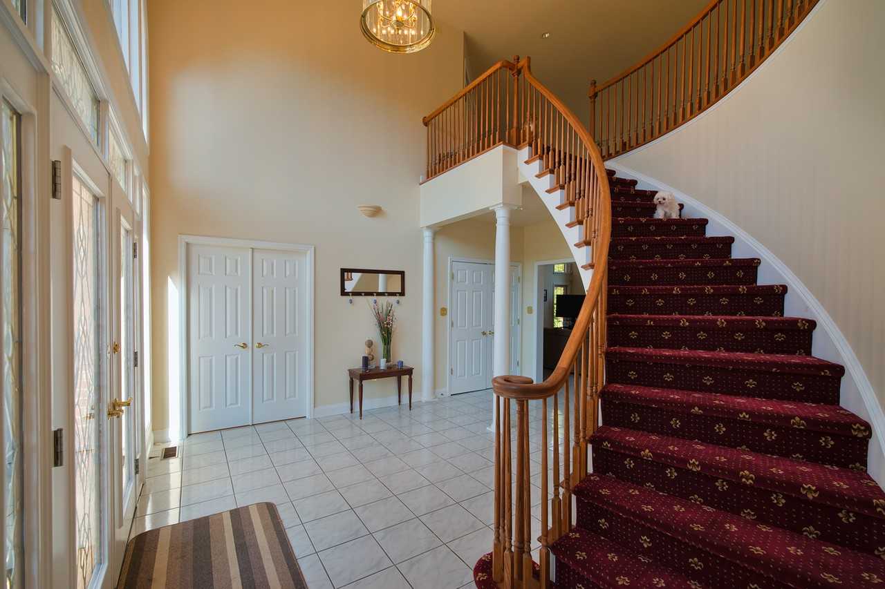 1238 Hunters Rd - Photo 3 of 25