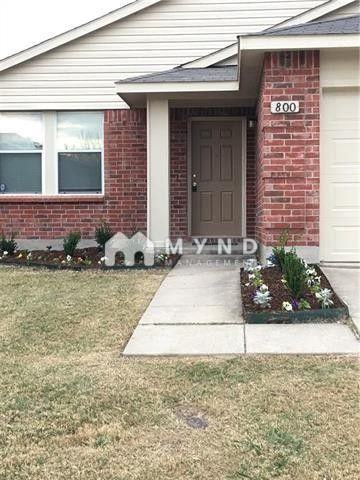 800 Rocky Springs Dr - Photo 2 of 18