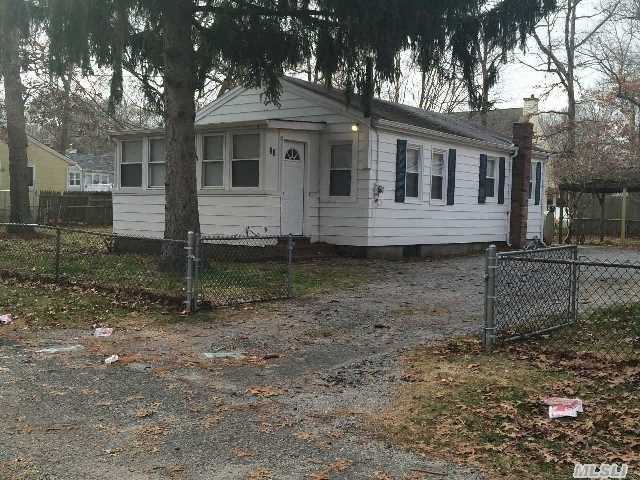 88 Dana Ave - Photo 2 of 13