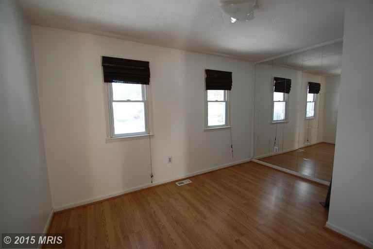 6825 19th Rd N - Photo 3 of 16