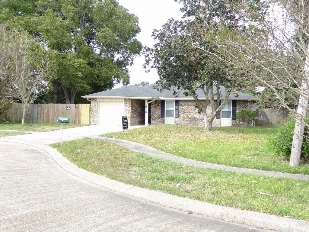 1816 Laurel Grove Ct - Photo 3 of 19