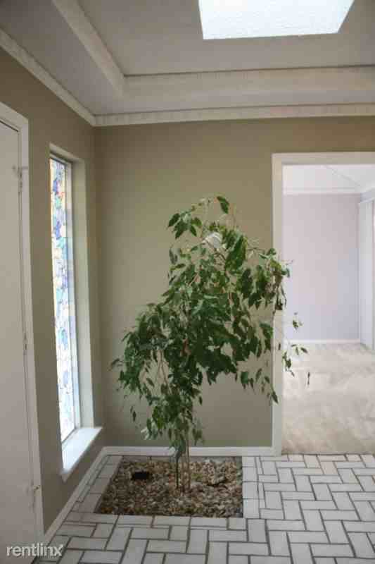 2112 Germantown Ct - Photo 2 of 23