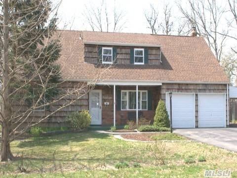 58 Collins Ave - Photo 2 of 9