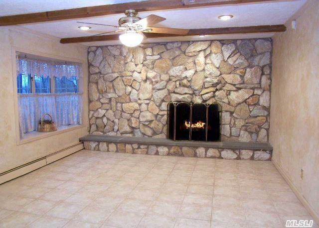 8 Roman Ct - Photo 2 of 9