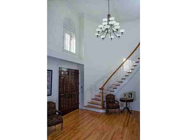 1257 Snell Isle Blvd NE - Photo 2 of 5