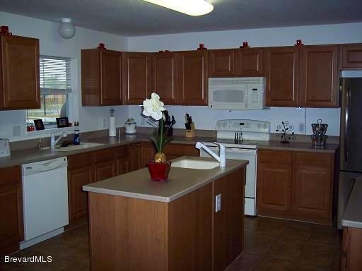 271 Teaberry Dr NW - Photo 2 of 3