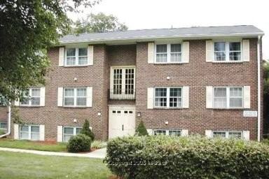 226 Crocker Dr - Photo 2 of 22