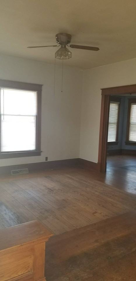 540 State St #1 - Photo 4 of 6