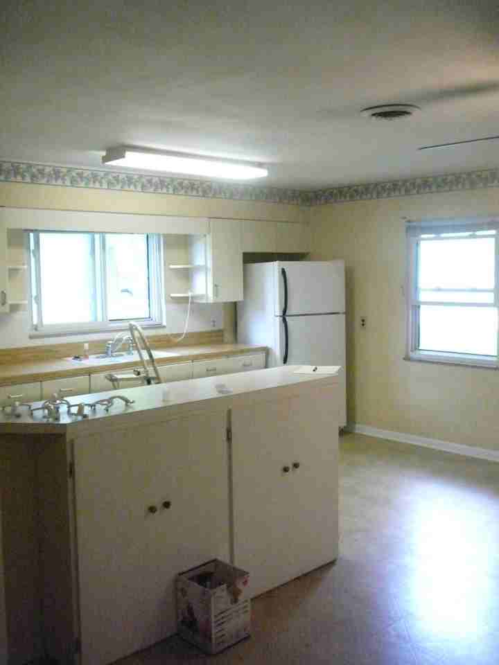 6524 S Meridian St #1 - Photo 2 of 12