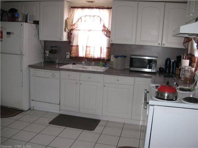 71 Cosey Beach Ave - Photo 3 of 18