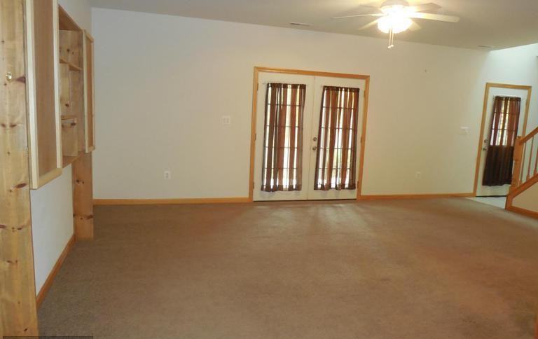 10379 River Rd - Photo 2 of 15