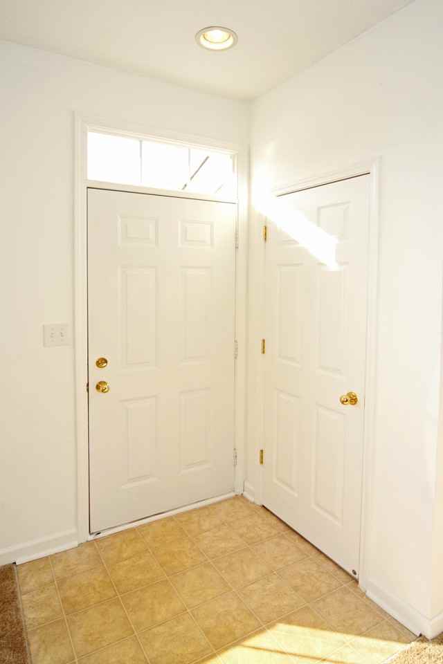 2384 Colfax Ln - Photo 3 of 18