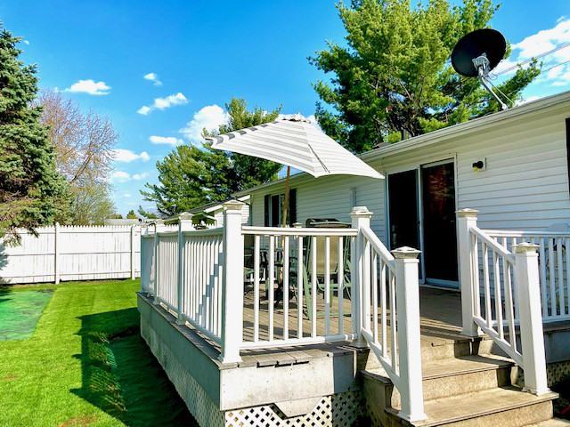 590 Ridge Ave - Photo 2 of 11