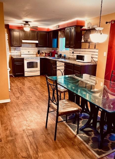 590 Ridge Ave - Photo 3 of 11