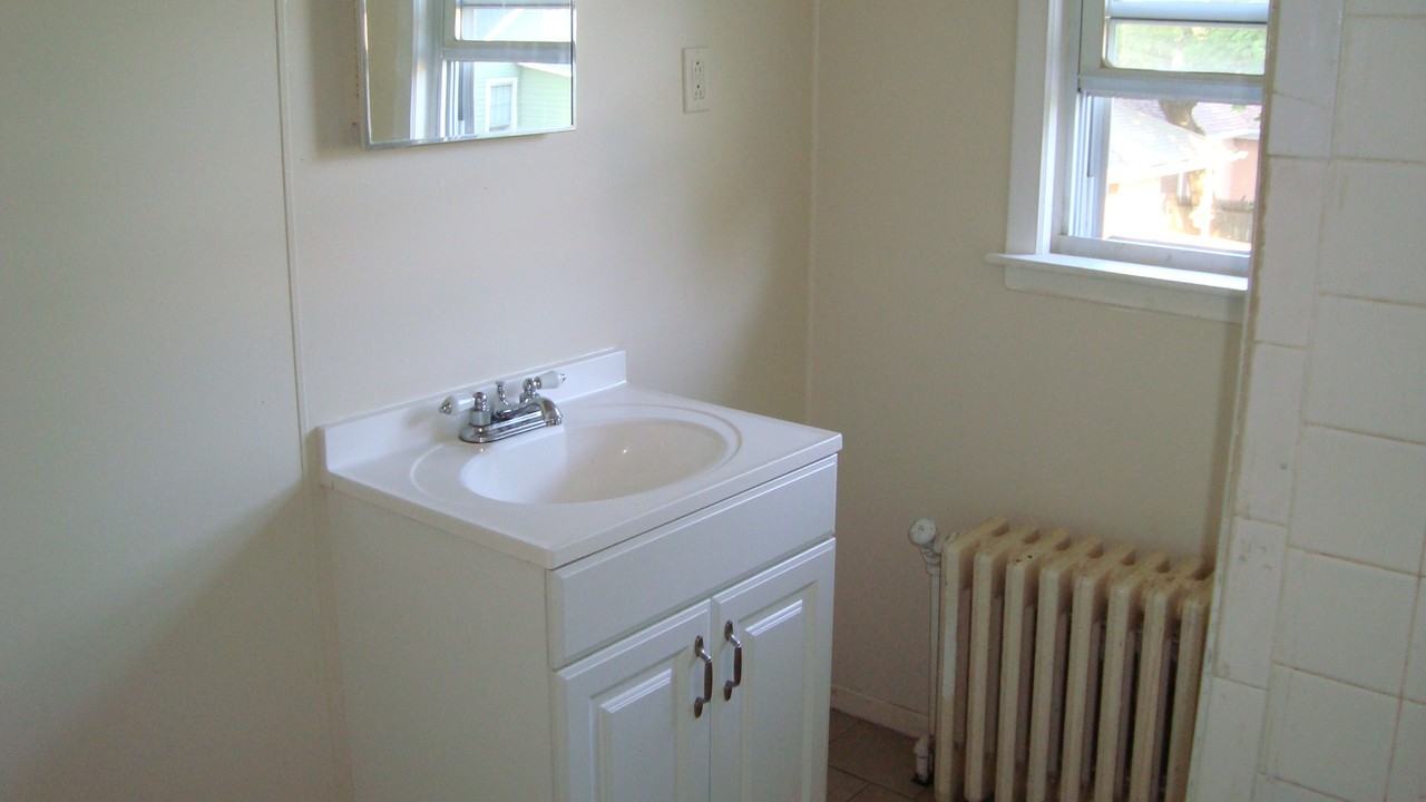 10 Garfield St - Photo 3 of 11