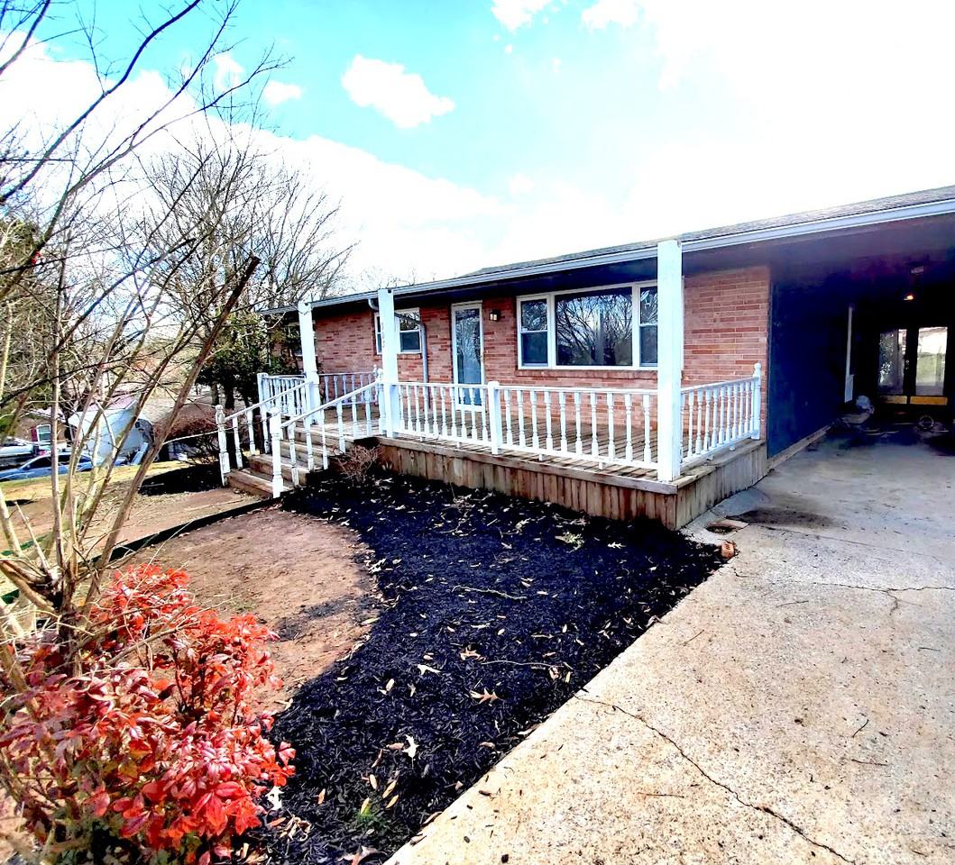 505 Chestnut St #1 - Photo 5 of 16